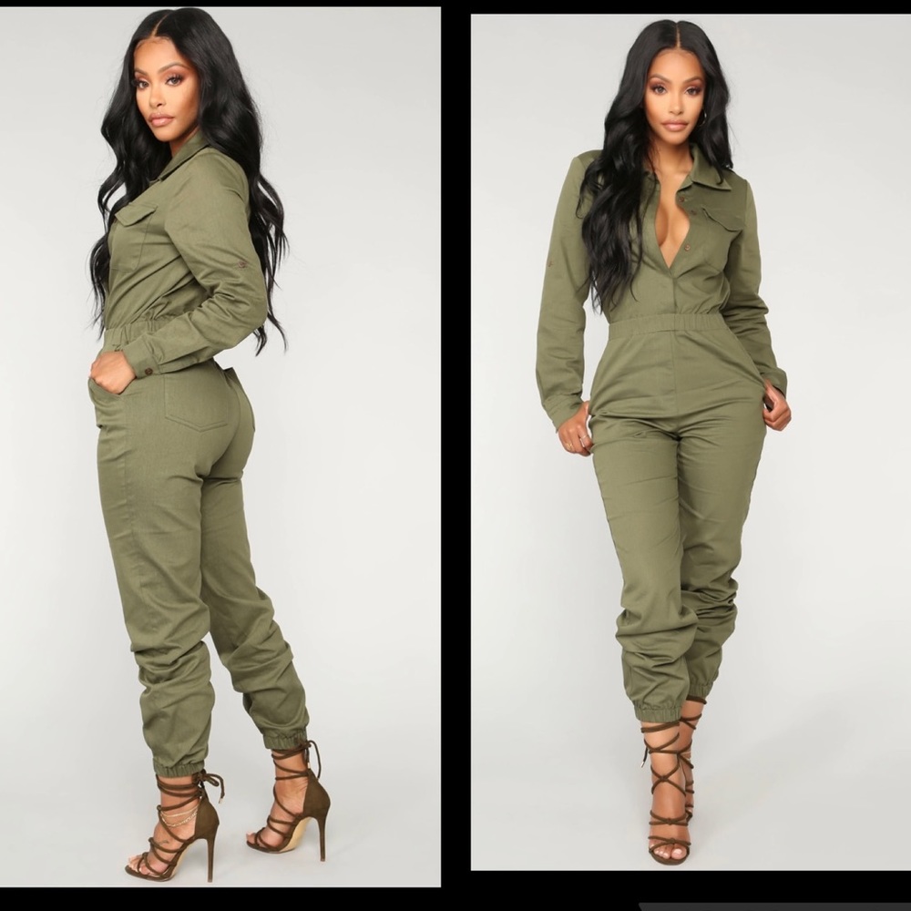 Green utility jumpsuit✨
